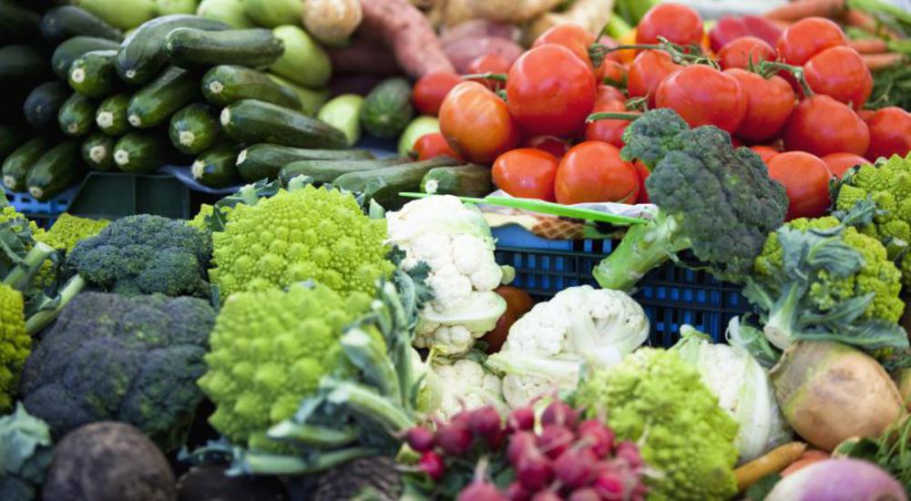 fresh vegetables a great source of nutrients to help fight menopausal symptoms